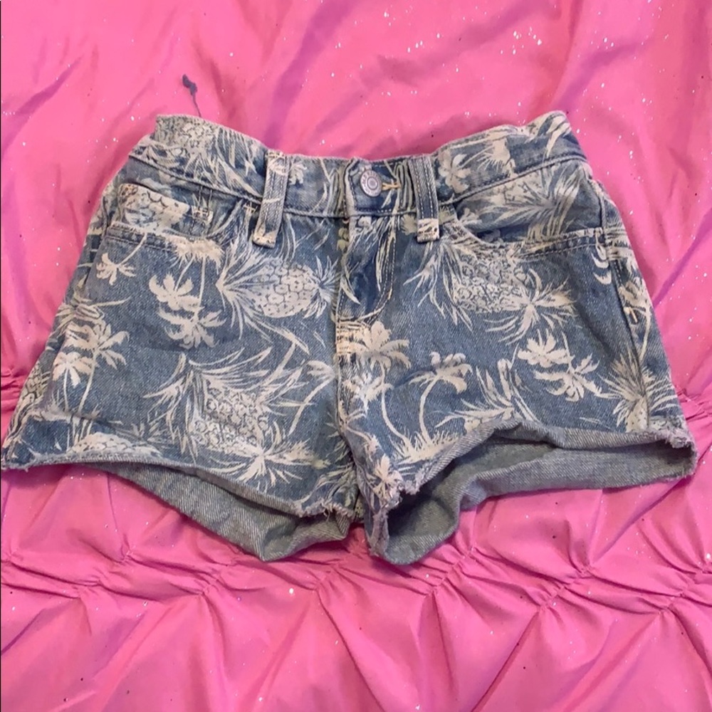 Palm tree jean shorts